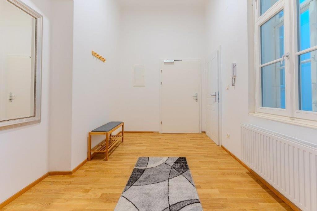 Deluxe Apartments Near The Center Krems an der Donau Esterno foto
