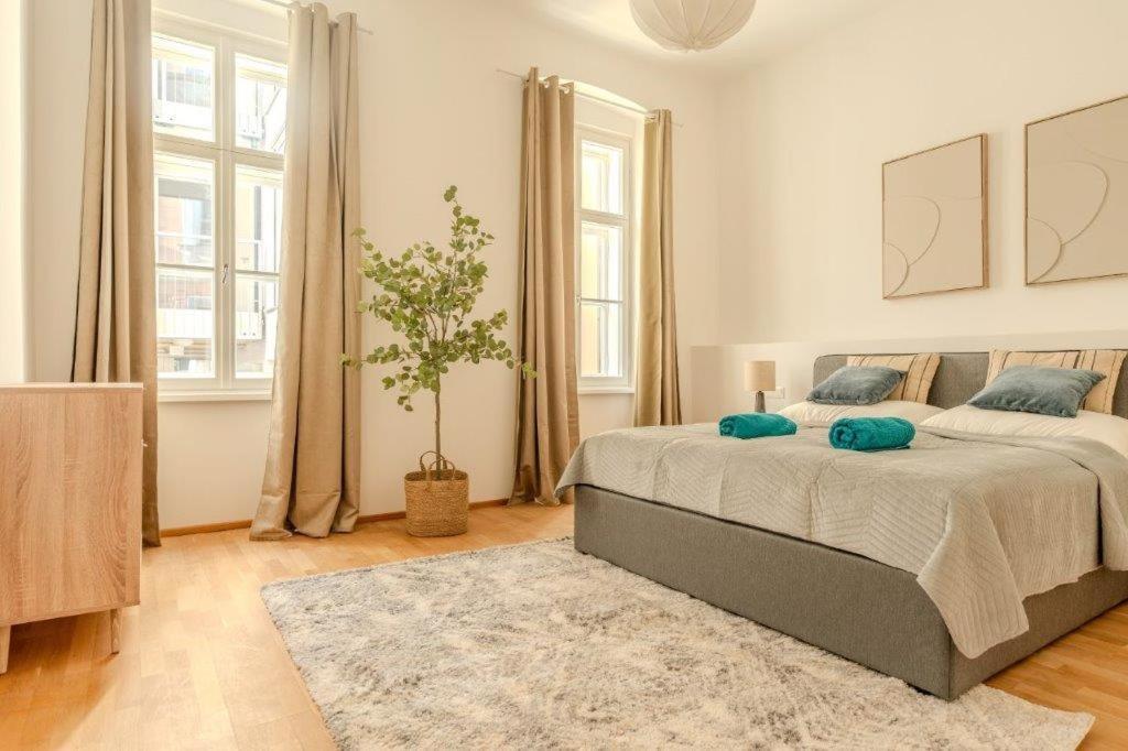 Deluxe Apartments Near The Center Krems an der Donau Esterno foto