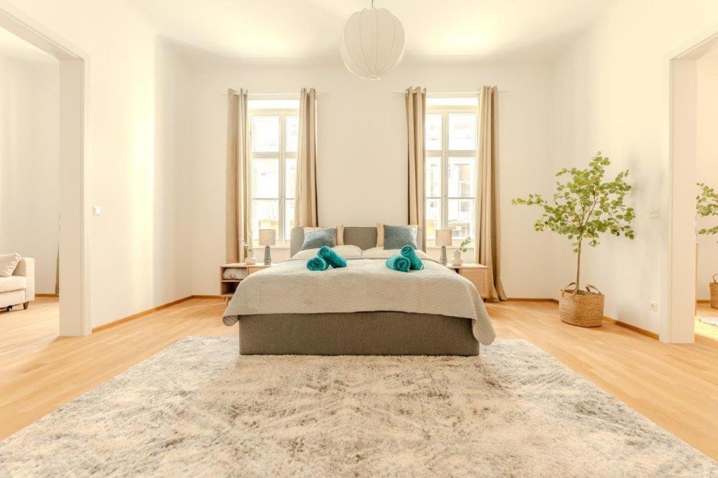 Deluxe Apartments Near The Center Krems an der Donau Esterno foto