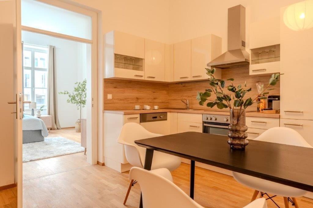 Deluxe Apartments Near The Center Krems an der Donau Esterno foto